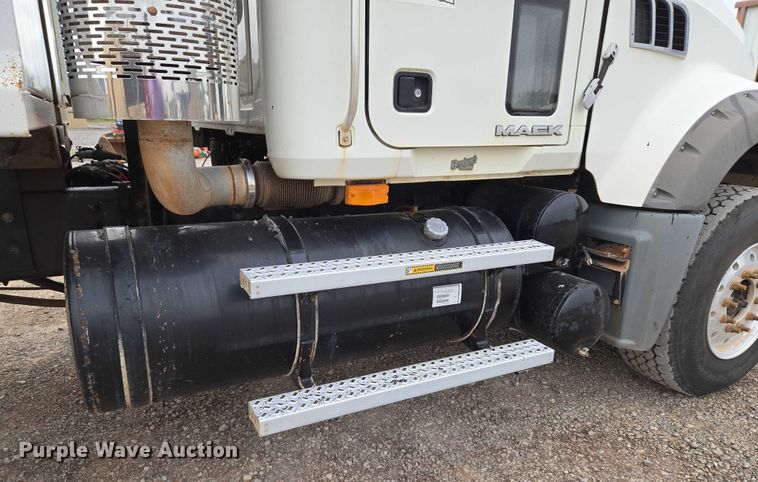 image for item EU3868 2009 Mack Granite dump truck