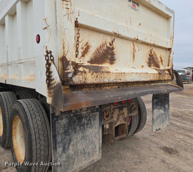 image for item EU3868 2009 Mack Granite dump truck