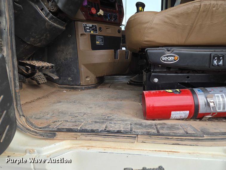 image for item EU3868 2009 Mack Granite dump truck