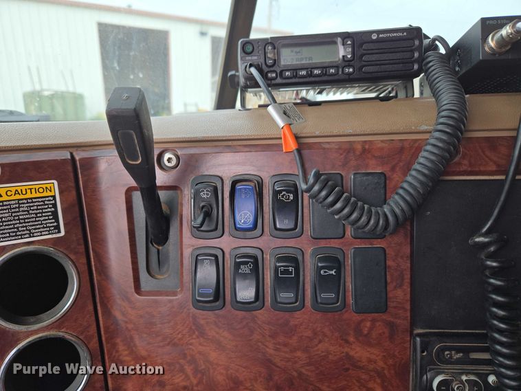 image for item EU3868 2009 Mack Granite dump truck