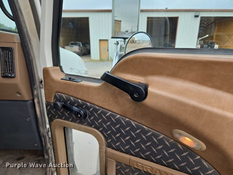 image for item EU3868 2009 Mack Granite dump truck