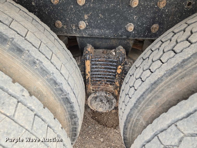 image for item EU3868 2009 Mack Granite dump truck