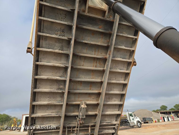 image for item EU3869 2009 Mack Granite dump truck