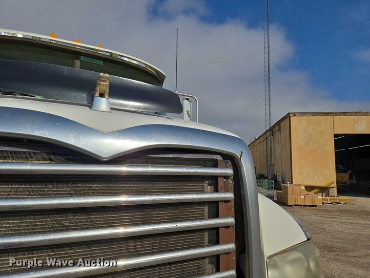 image for item EU3869 2009 Mack Granite dump truck