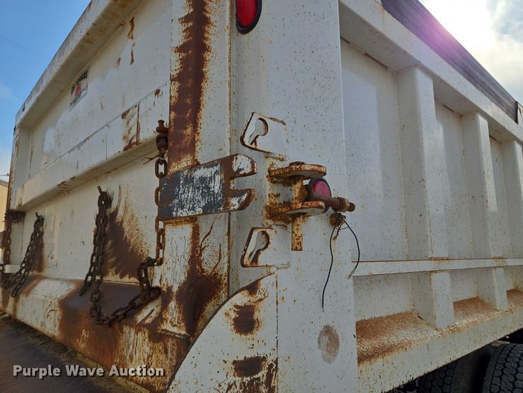 image for item EU3869 2009 Mack Granite dump truck