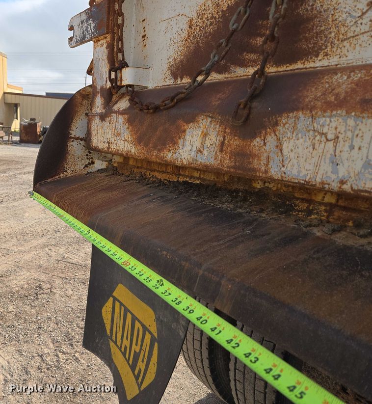 image for item EU3869 2009 Mack Granite dump truck