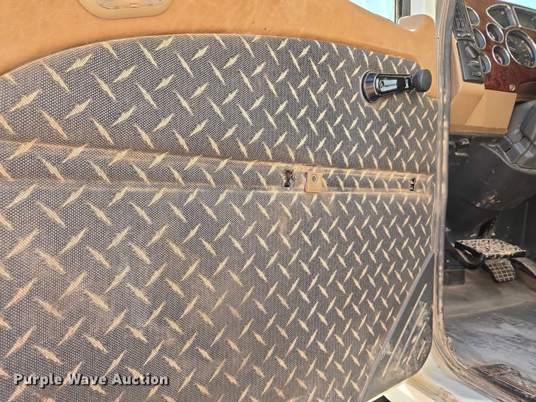 image for item EU3869 2009 Mack Granite dump truck