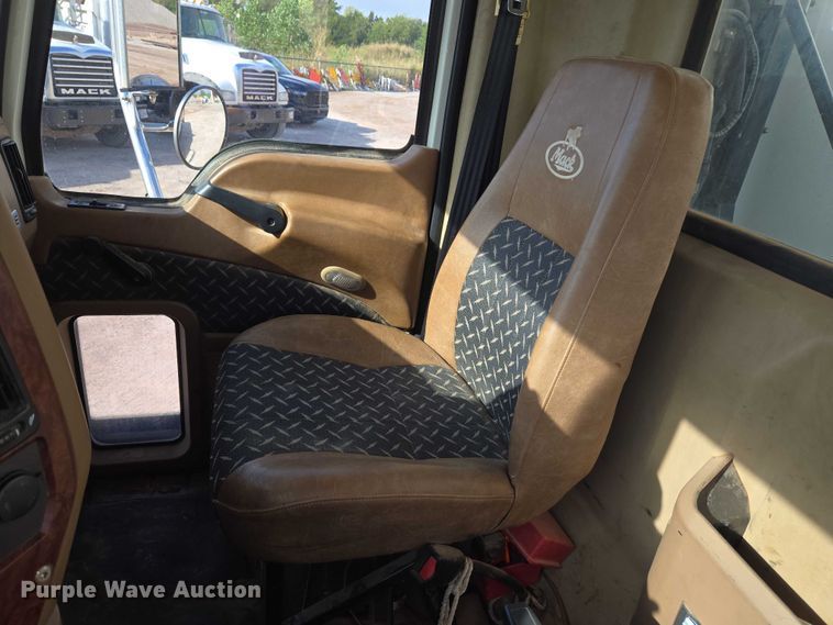 image for item EU3869 2009 Mack Granite dump truck