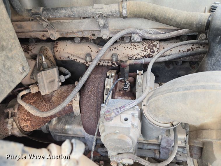 image for item EU3870 2009 Mack Pinnacle CHU613 semi truck