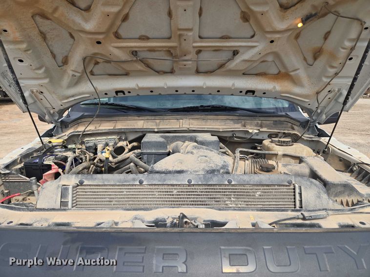 image for item EU3873 2012 Ford F350 Super Duty  flatbed pickup truck