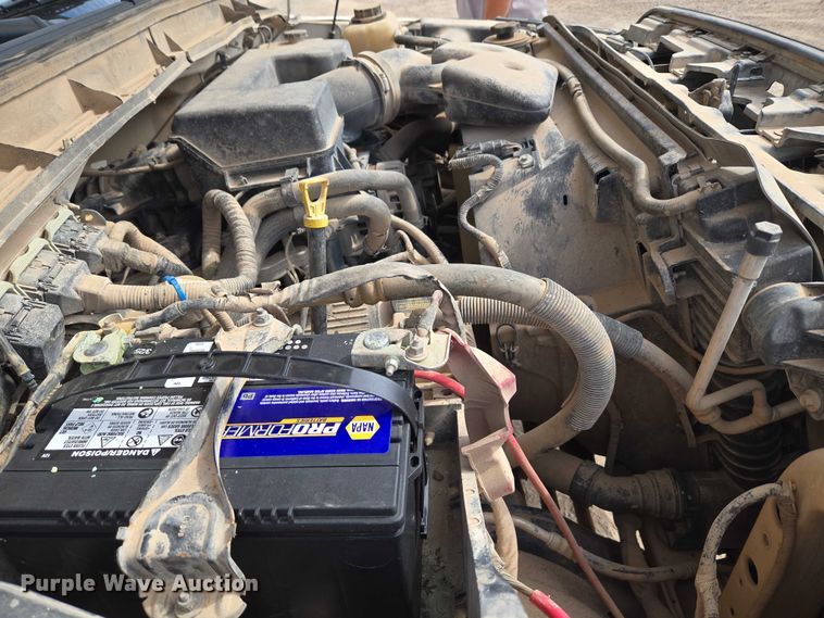 image for item EU3873 2012 Ford F350 Super Duty  flatbed pickup truck