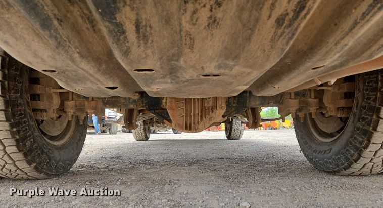 image for item EU3873 2012 Ford F350 Super Duty  flatbed pickup truck