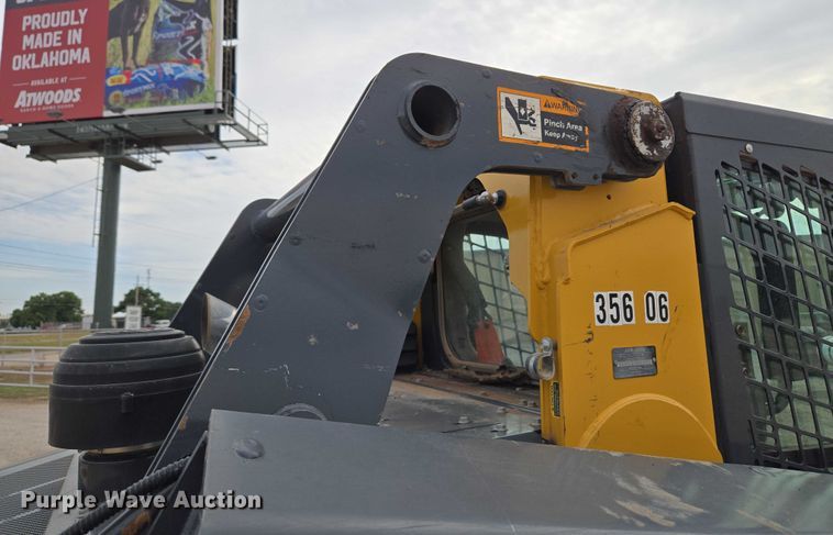 image for item EU3875 2018 John Deere 333G tracked skid steer loader