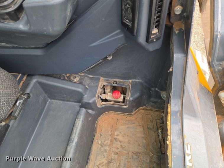 image for item EU3875 2018 John Deere 333G tracked skid steer loader