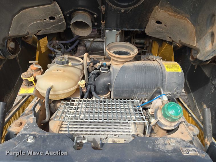 image for item EU3875 2018 John Deere 333G tracked skid steer loader