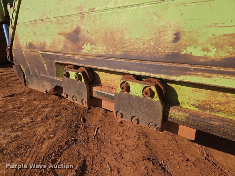 image for item EU3878 1978 Terex 33T0T-H elevating scraper