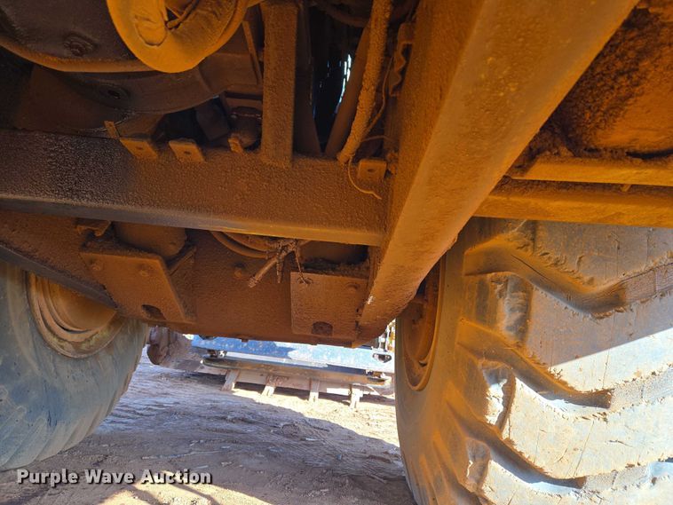 image for item EU3878 1978 Terex 33T0T-H elevating scraper