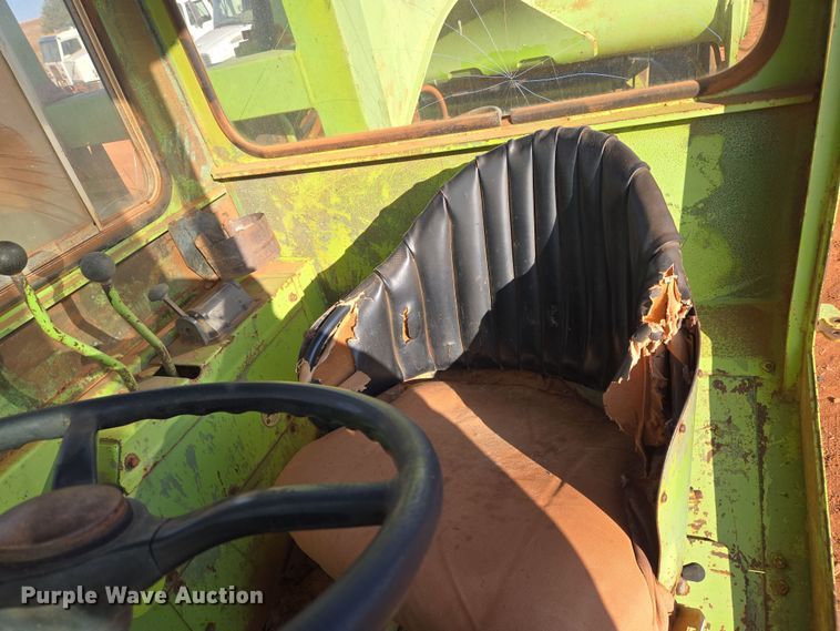 image for item EU3878 1978 Terex 33T0T-H elevating scraper