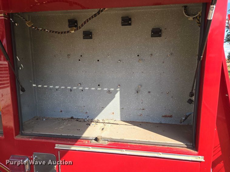 image for item EU3879 1986 Pierce Arrow pumper fire truck