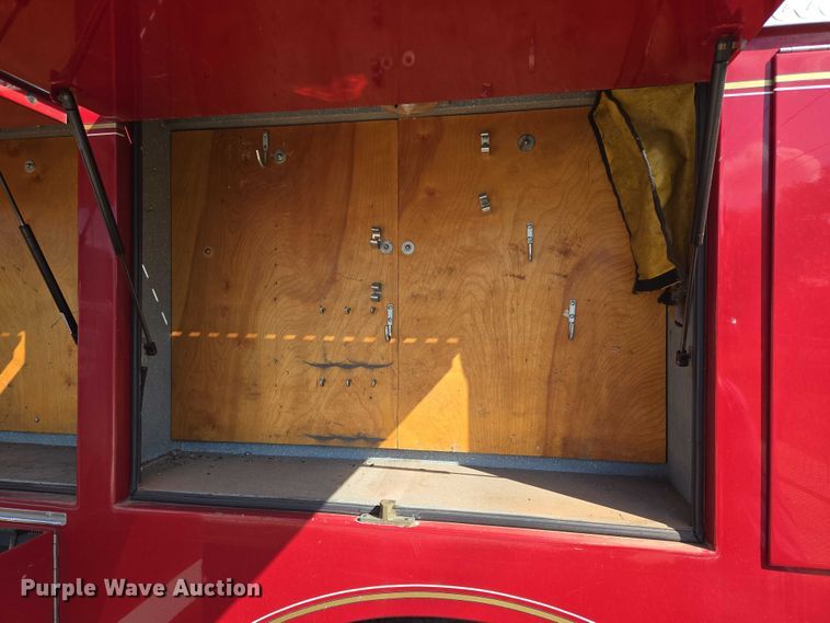 image for item EU3879 1986 Pierce Arrow pumper fire truck