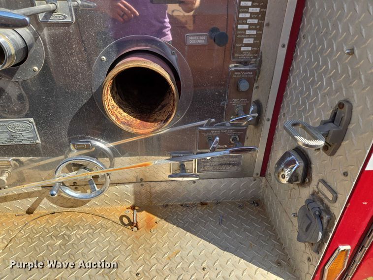 image for item EU3879 1986 Pierce Arrow pumper fire truck