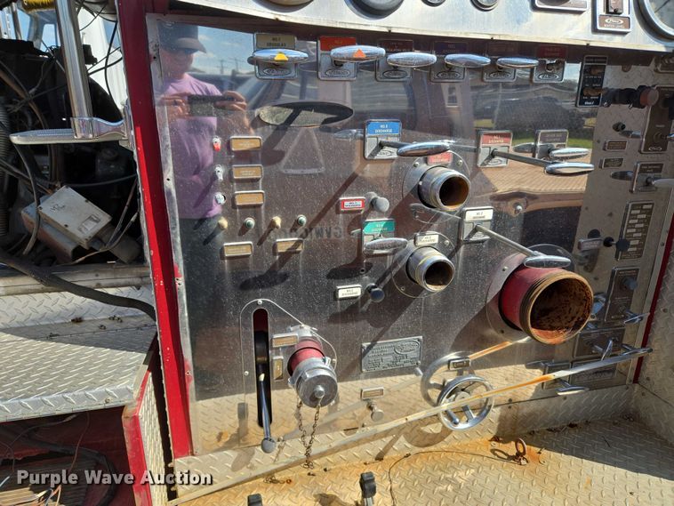 image for item EU3879 1986 Pierce Arrow pumper fire truck