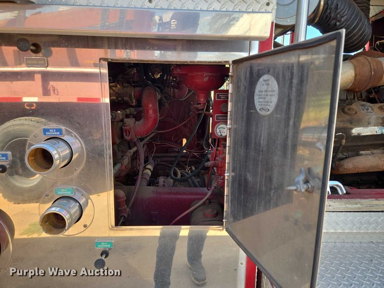 image for item EU3879 1986 Pierce Arrow pumper fire truck