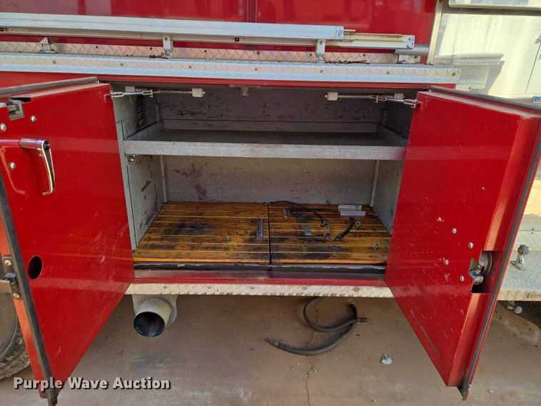 image for item EU3879 1986 Pierce Arrow pumper fire truck