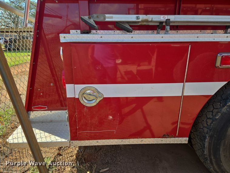 image for item EU3879 1986 Pierce Arrow pumper fire truck