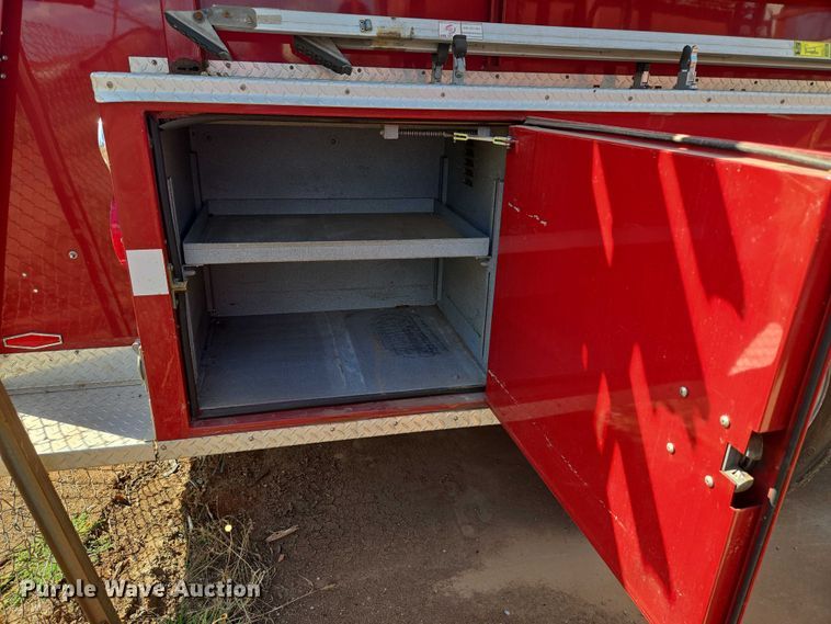 image for item EU3879 1986 Pierce Arrow pumper fire truck