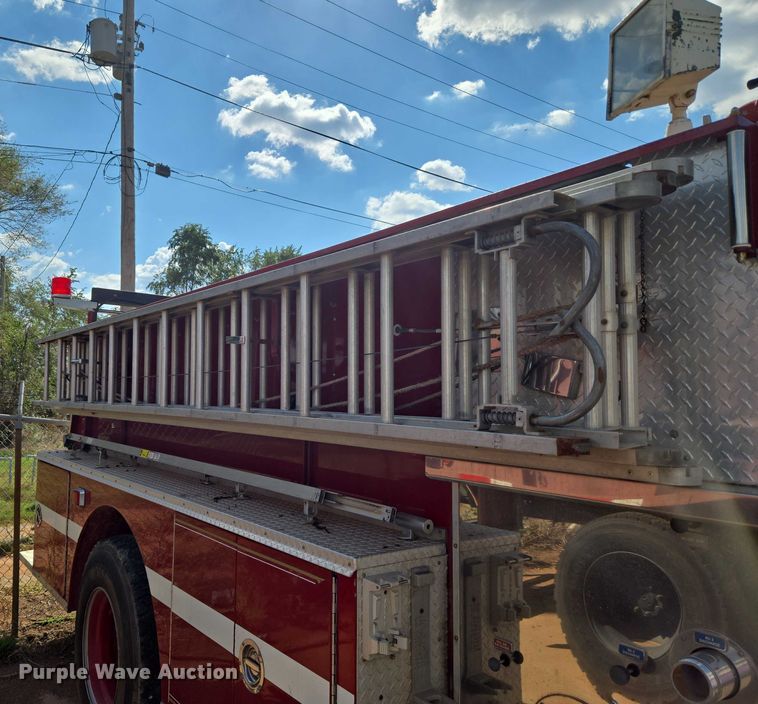 image for item EU3879 1986 Pierce Arrow pumper fire truck