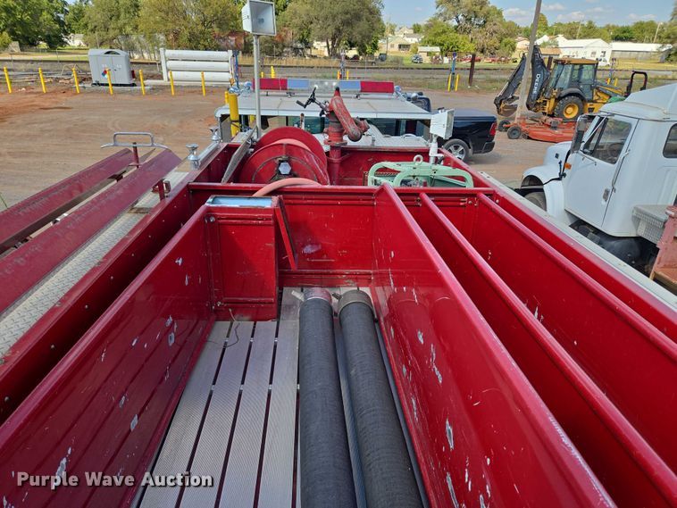 image for item EU3879 1986 Pierce Arrow pumper fire truck