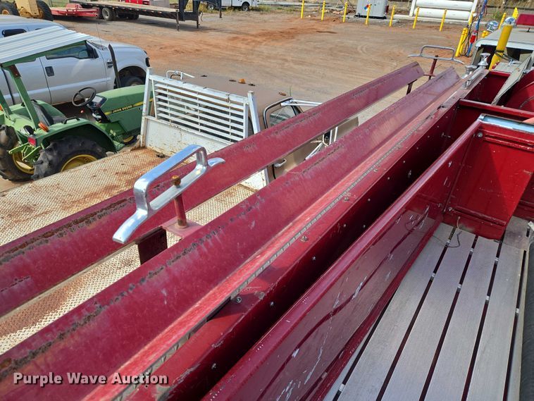 image for item EU3879 1986 Pierce Arrow pumper fire truck