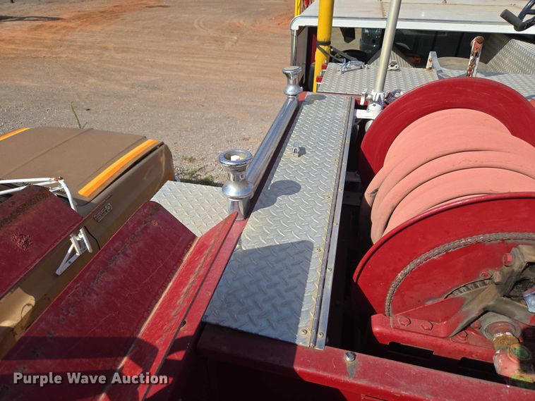 image for item EU3879 1986 Pierce Arrow pumper fire truck