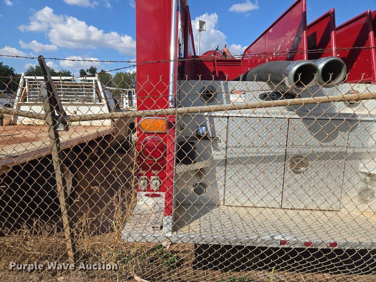 image for item EU3879 1986 Pierce Arrow pumper fire truck