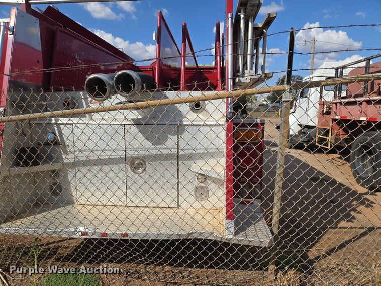 image for item EU3879 1986 Pierce Arrow pumper fire truck