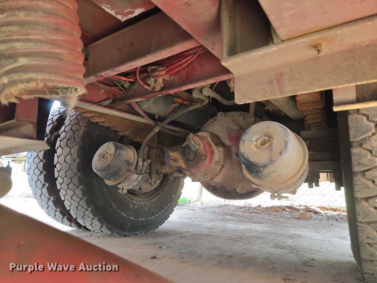 image for item EU3879 1986 Pierce Arrow pumper fire truck