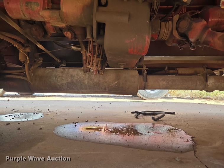 image for item EU3879 1986 Pierce Arrow pumper fire truck