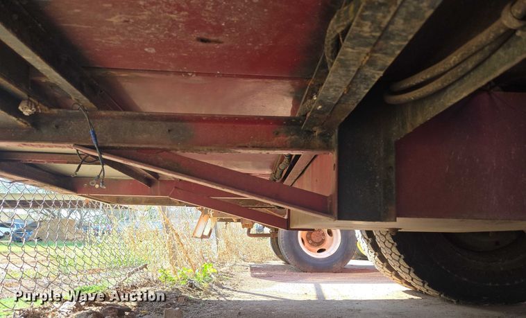 image for item EU3879 1986 Pierce Arrow pumper fire truck