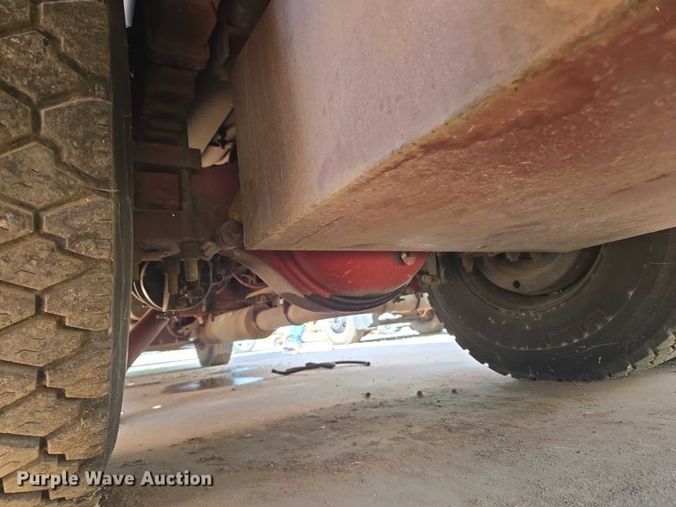 image for item EU3879 1986 Pierce Arrow pumper fire truck