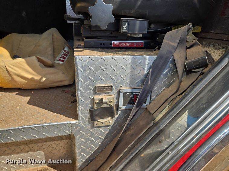 image for item EU3879 1986 Pierce Arrow pumper fire truck