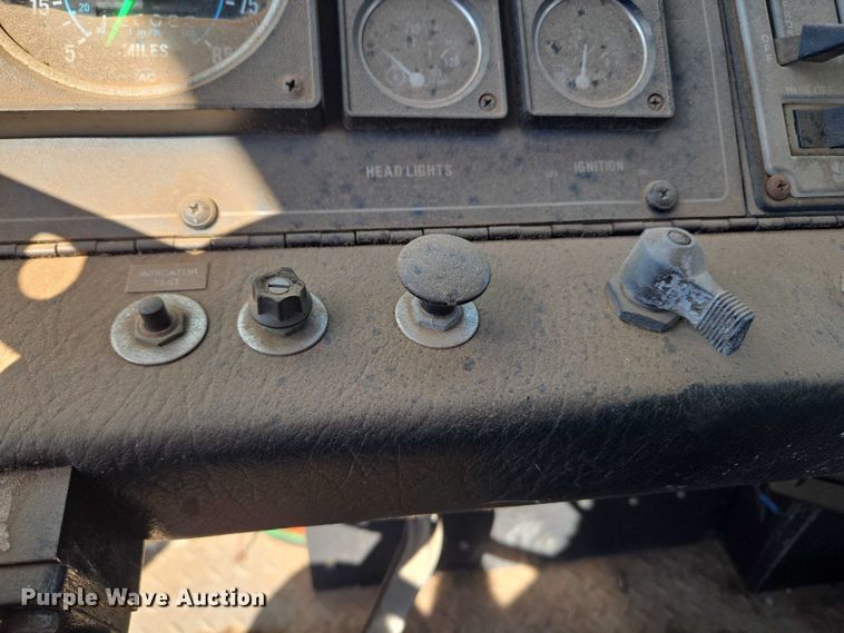 image for item EU3879 1986 Pierce Arrow pumper fire truck