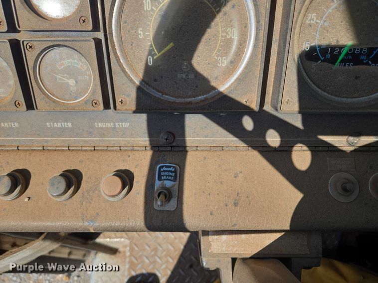 image for item EU3879 1986 Pierce Arrow pumper fire truck