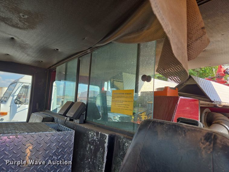 image for item EU3879 1986 Pierce Arrow pumper fire truck