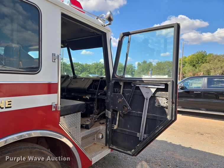 image for item EU3879 1986 Pierce Arrow pumper fire truck