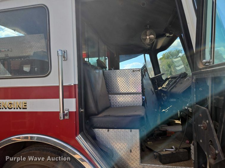 image for item EU3879 1986 Pierce Arrow pumper fire truck