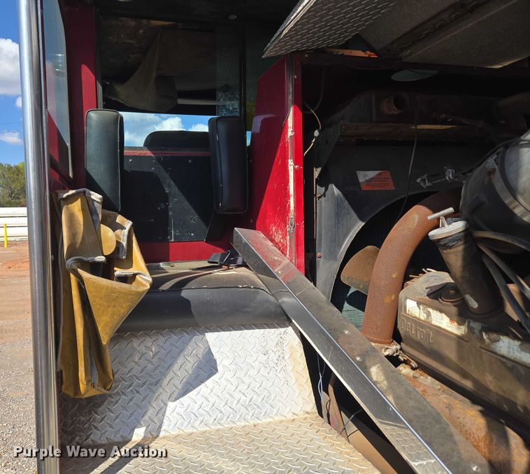 image for item EU3879 1986 Pierce Arrow pumper fire truck