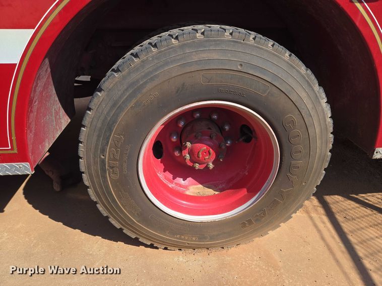 image for item EU3879 1986 Pierce Arrow pumper fire truck