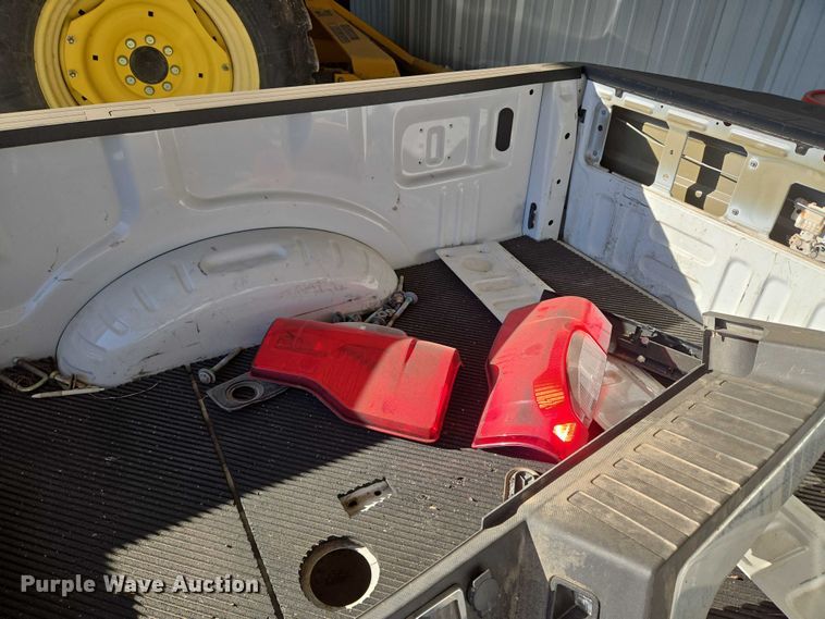 image for item EU3913 Ford pickup truck bed