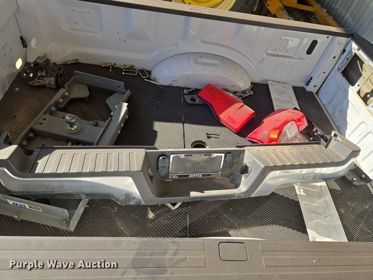 image for item EU3913 Ford pickup truck bed